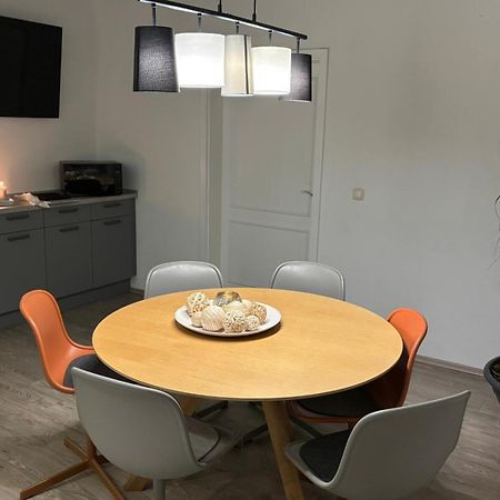 Exklusive Ferienwohnung Im Zentrum Von プラウエン エクステリア 写真